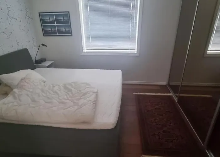 In Close To The Main * 德拉门